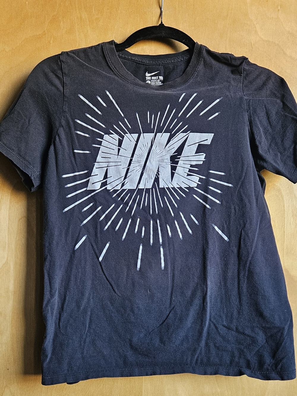 Nike Men’s Black Graphic Logo Tee
